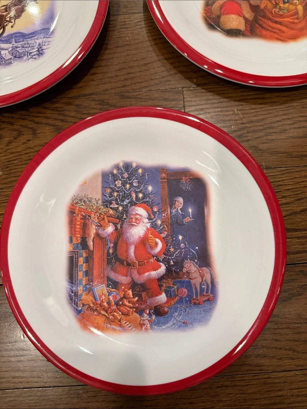 Pottery Barn Red & White Christmas Santa Dinner Plates (Set of 5)